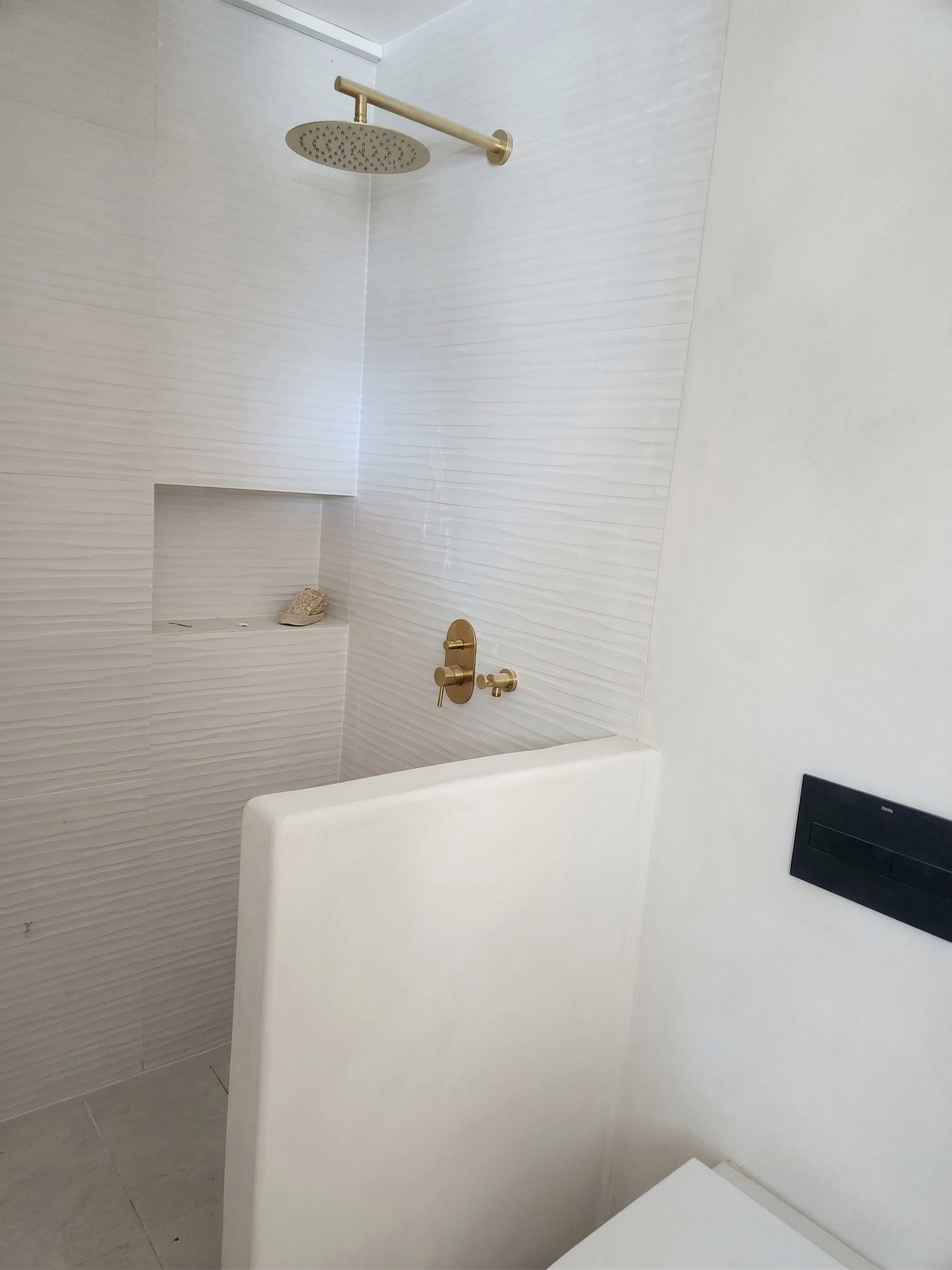 gallery grid image